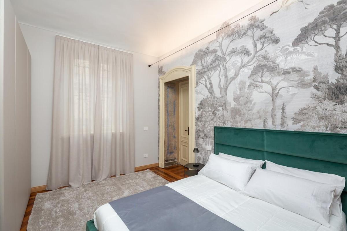 5 Minutes From Via Roma - With Smart Tv Apartment